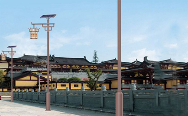 抗风型巴楚太阳能路灯：保障稳定照明不受风害