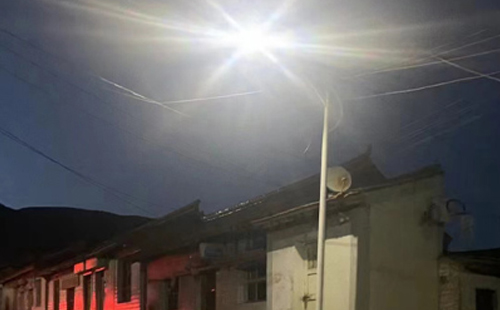 农村院子里最适合的巴楚太阳能路灯亮度与安装要点 农村院子里最适合的巴楚太阳能路灯亮度与安装要点